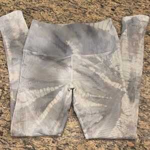Avocado Leggings XXS Made in USA Tie Dye Seamless Scrunch High Rise Gray